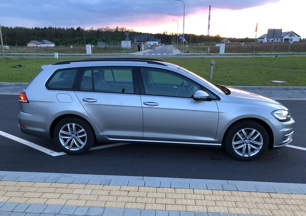 Volkswagen Golf cena 63500 przebieg: 89400, rok produkcji 2018 z Lubin małe 46